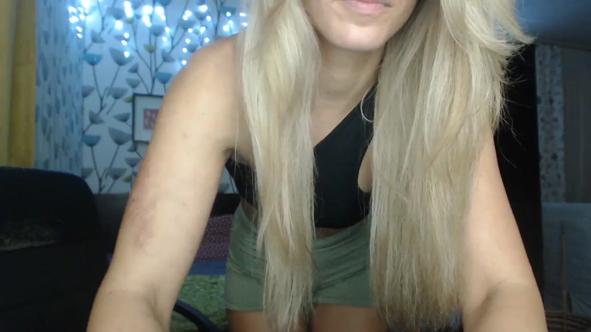 Gallery image thumbnail from BlakeLivelyi's myfreecams stream on, 12/12/2023, 16:15 image 10 of 20