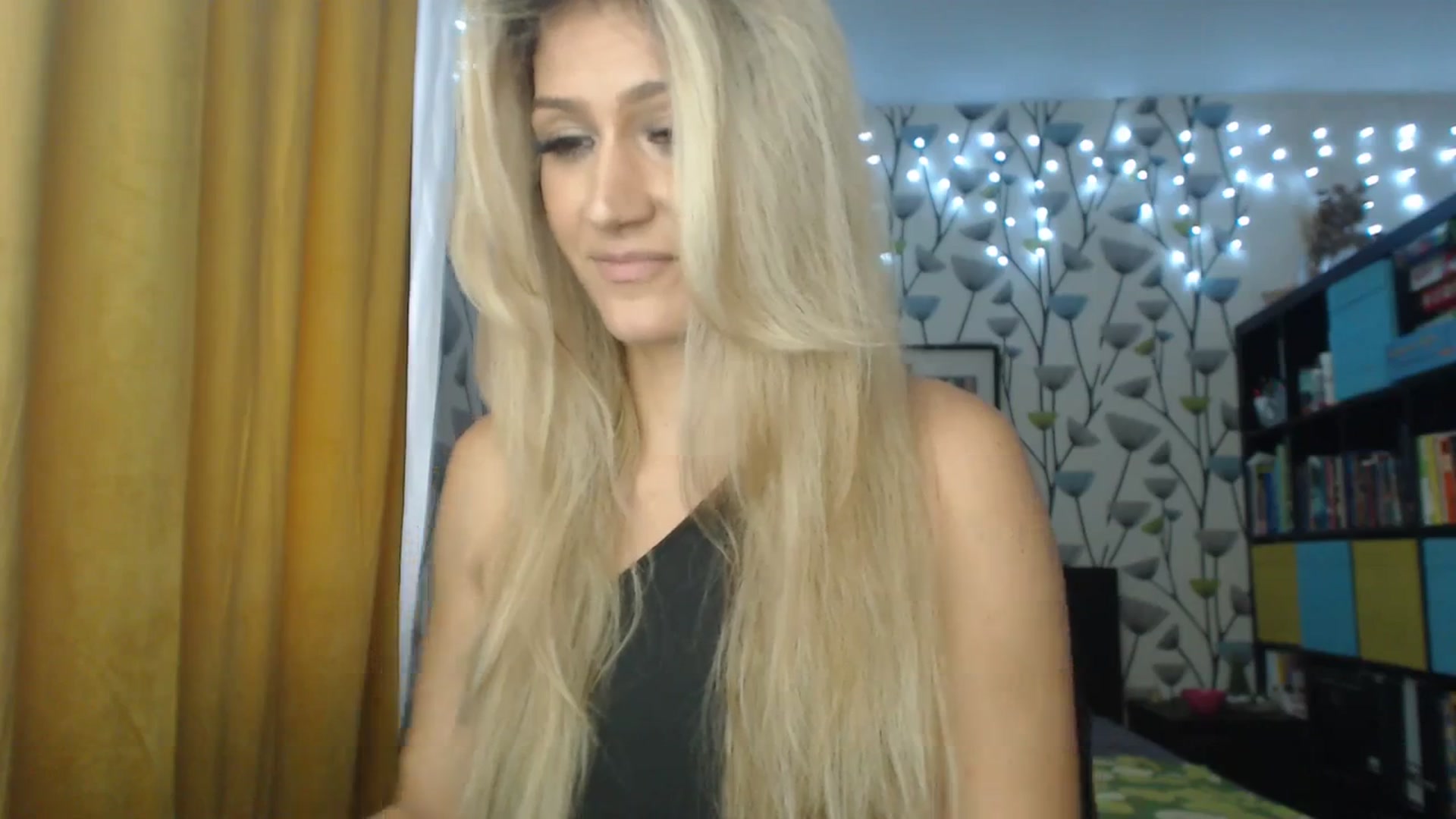 Gallery image thumbnail from BlakeLivelyi's myfreecams stream on, 12/13/2023, 14:41 image 2 of 20