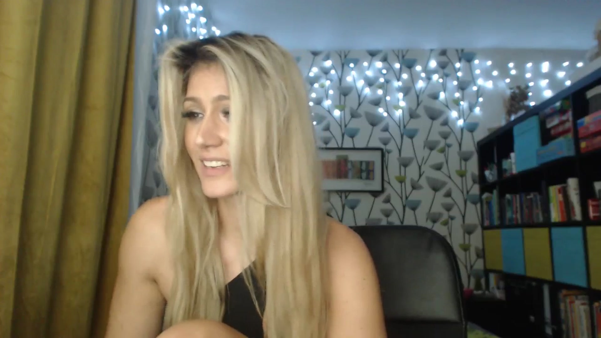 Gallery image thumbnail from BlakeLivelyi's myfreecams stream on, 12/13/2023, 15:14 image 8 of 20