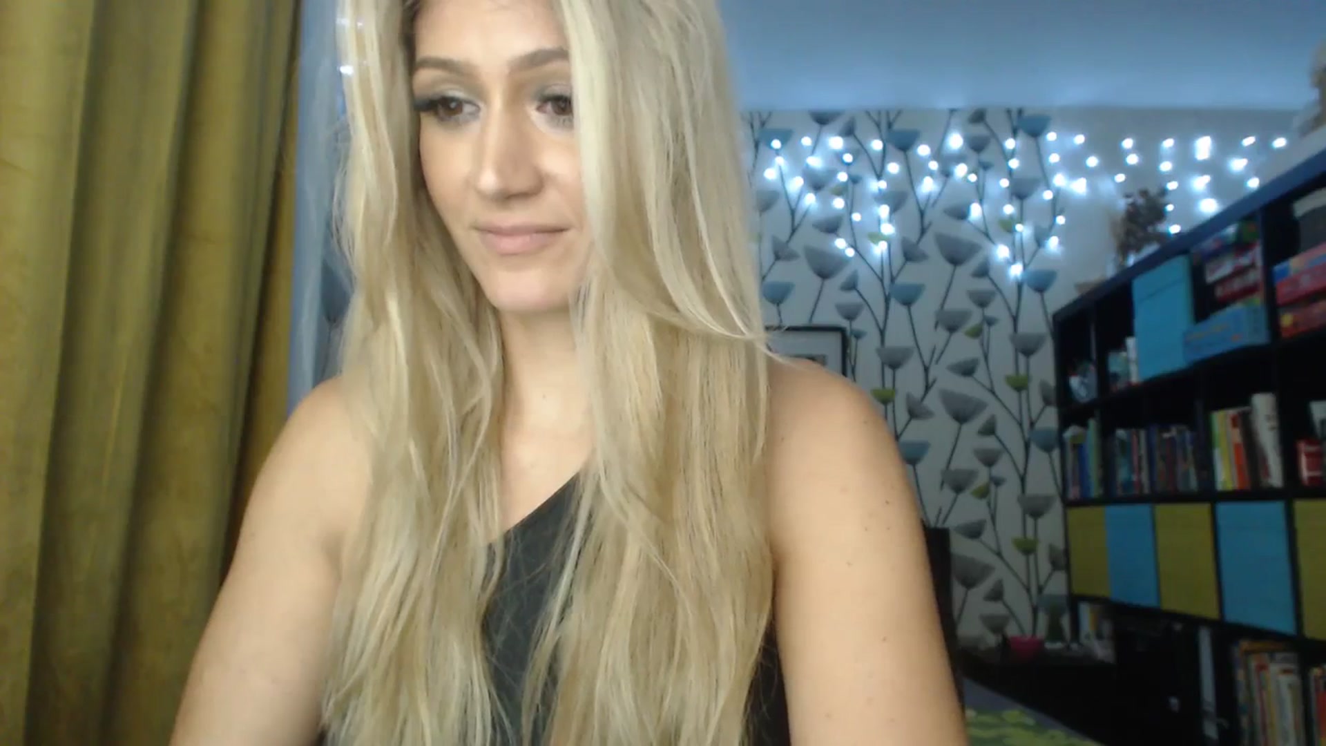 Gallery image thumbnail from BlakeLivelyi's myfreecams stream on, 12/13/2023, 15:14 image 4 of 20