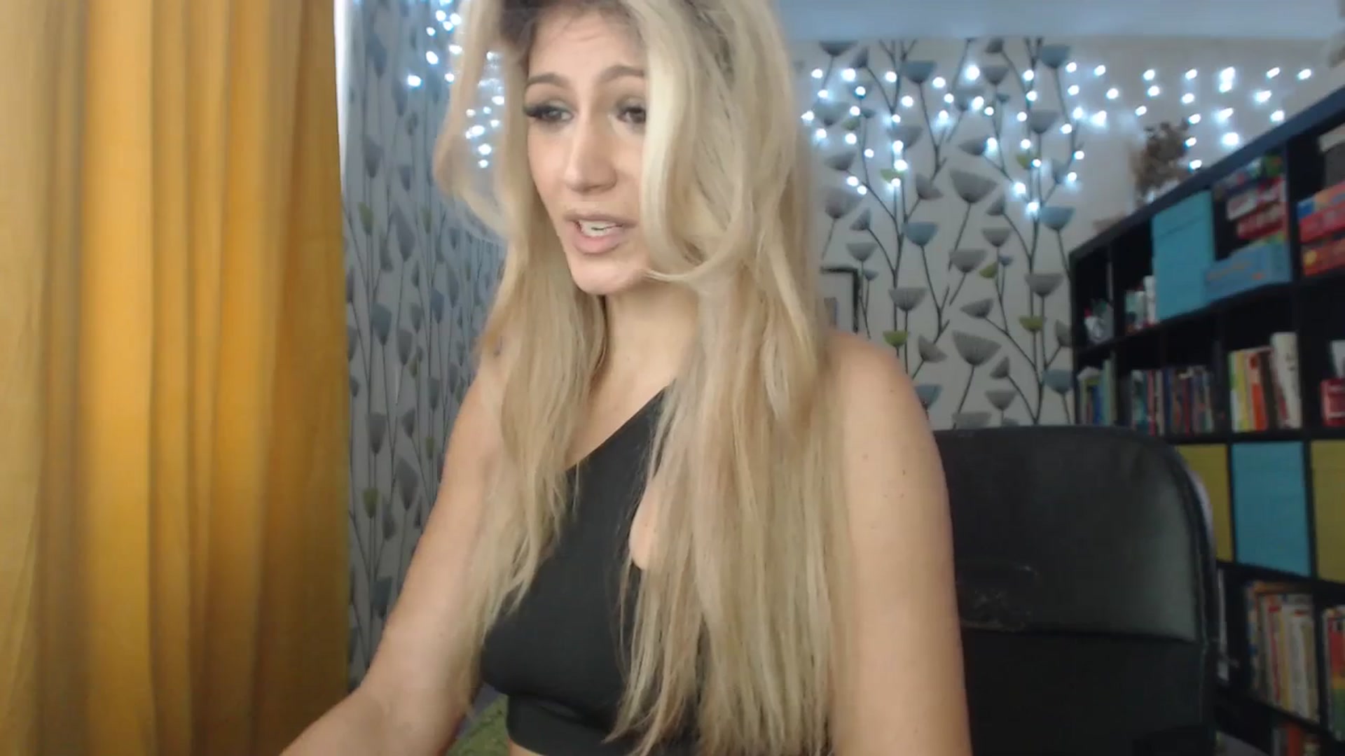 Gallery image thumbnail from BlakeLivelyi's myfreecams stream on, 12/14/2023, 12:54 image 5 of 20