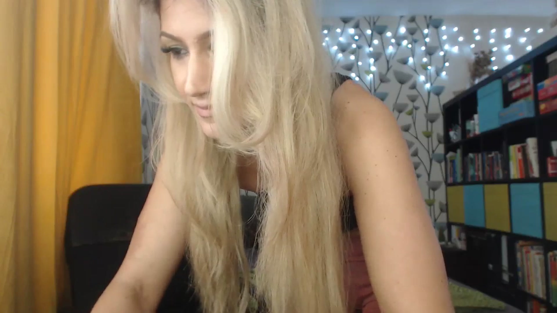 Gallery image thumbnail from BlakeLivelyi's myfreecams stream on, 12/14/2023, 12:54 image 3 of 20
