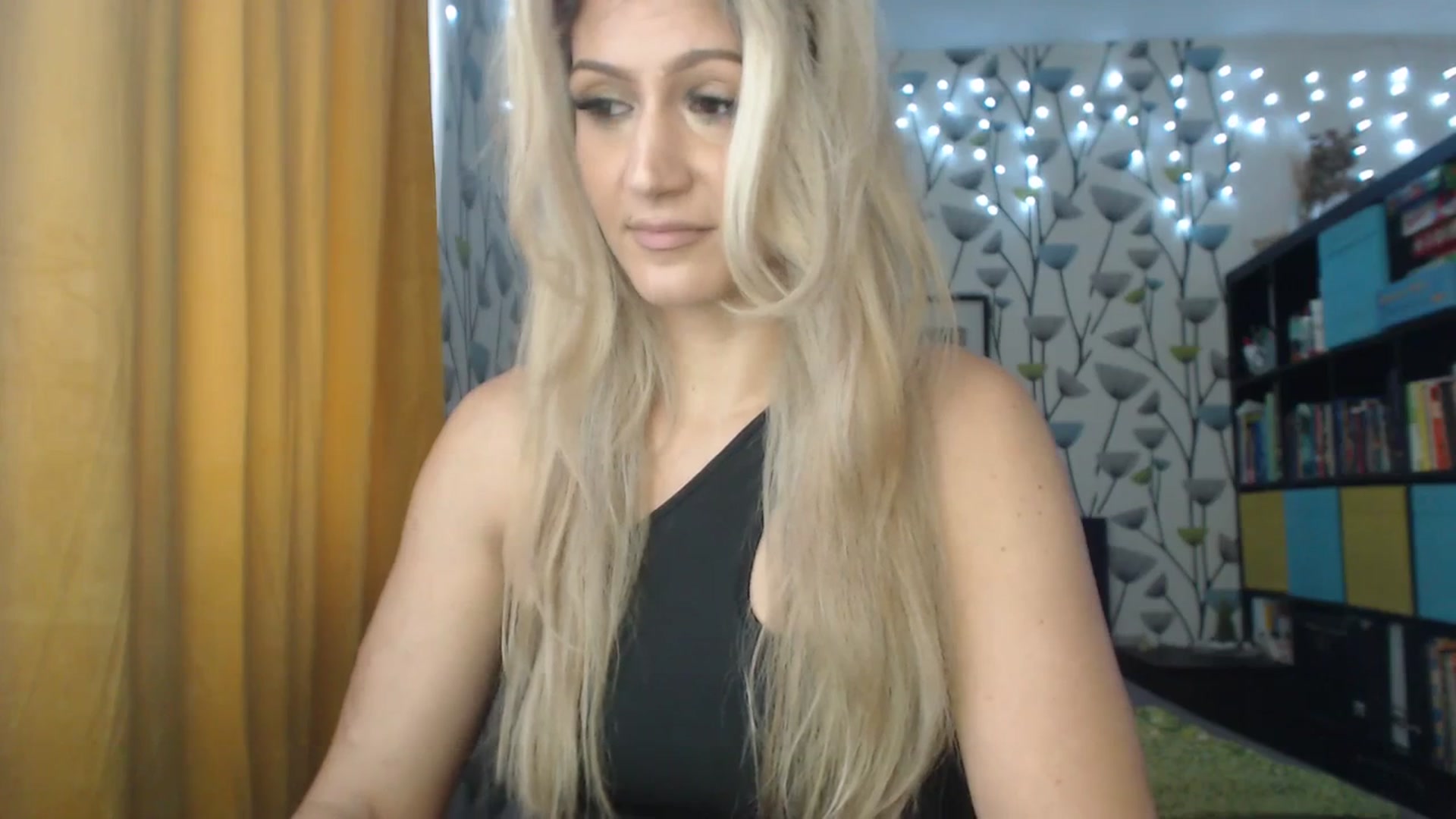 Gallery image thumbnail from BlakeLivelyi's myfreecams stream on, 12/14/2023, 12:54 image 19 of 20