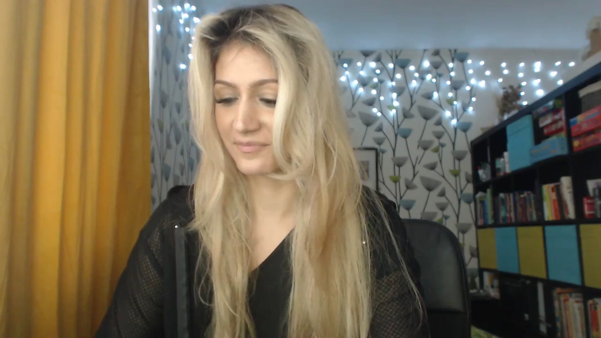Gallery image thumbnail from BlakeLivelyi's myfreecams stream on, 12/14/2023, 13:29 image 8 of 20