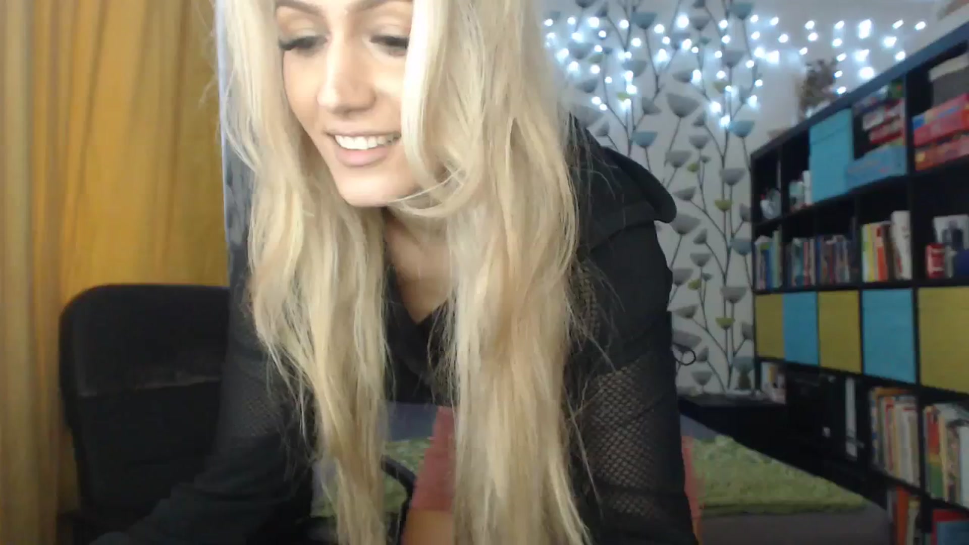 Gallery image thumbnail from BlakeLivelyi's myfreecams stream on, 12/14/2023, 13:29 image 15 of 20