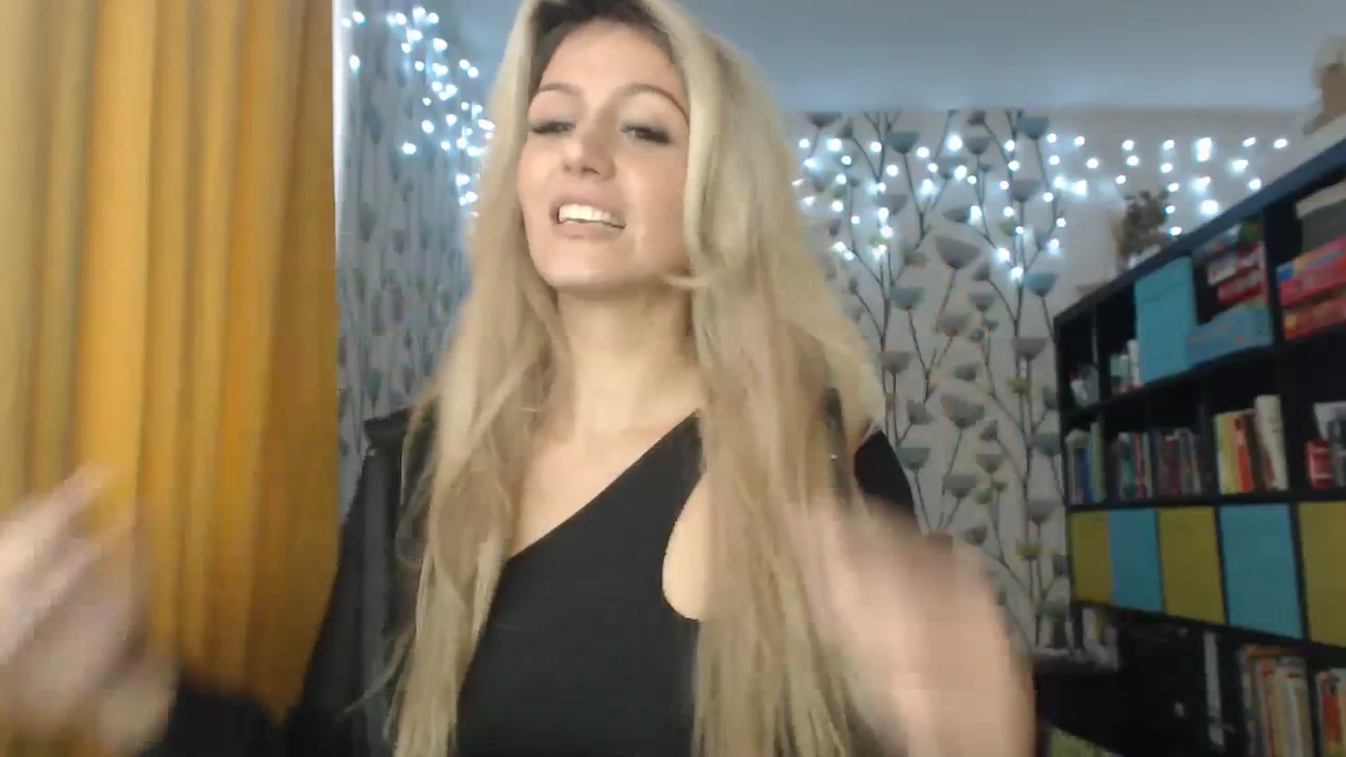 Gallery image thumbnail from BlakeLivelyi's myfreecams stream on, 12/14/2023, 13:29 image 3 of 20