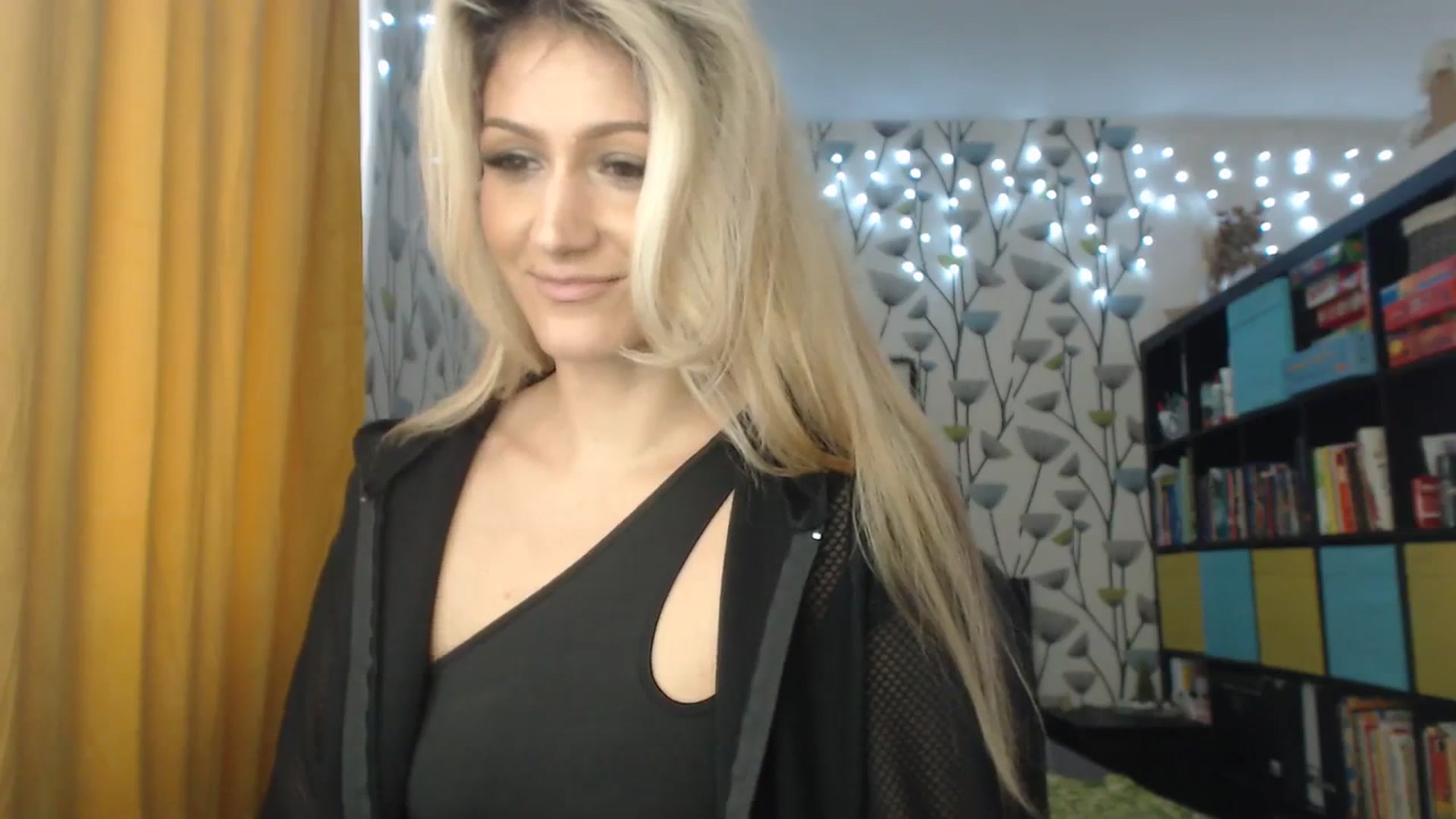 Gallery image thumbnail from BlakeLivelyi's myfreecams stream on, 12/14/2023, 13:29 image 2 of 20