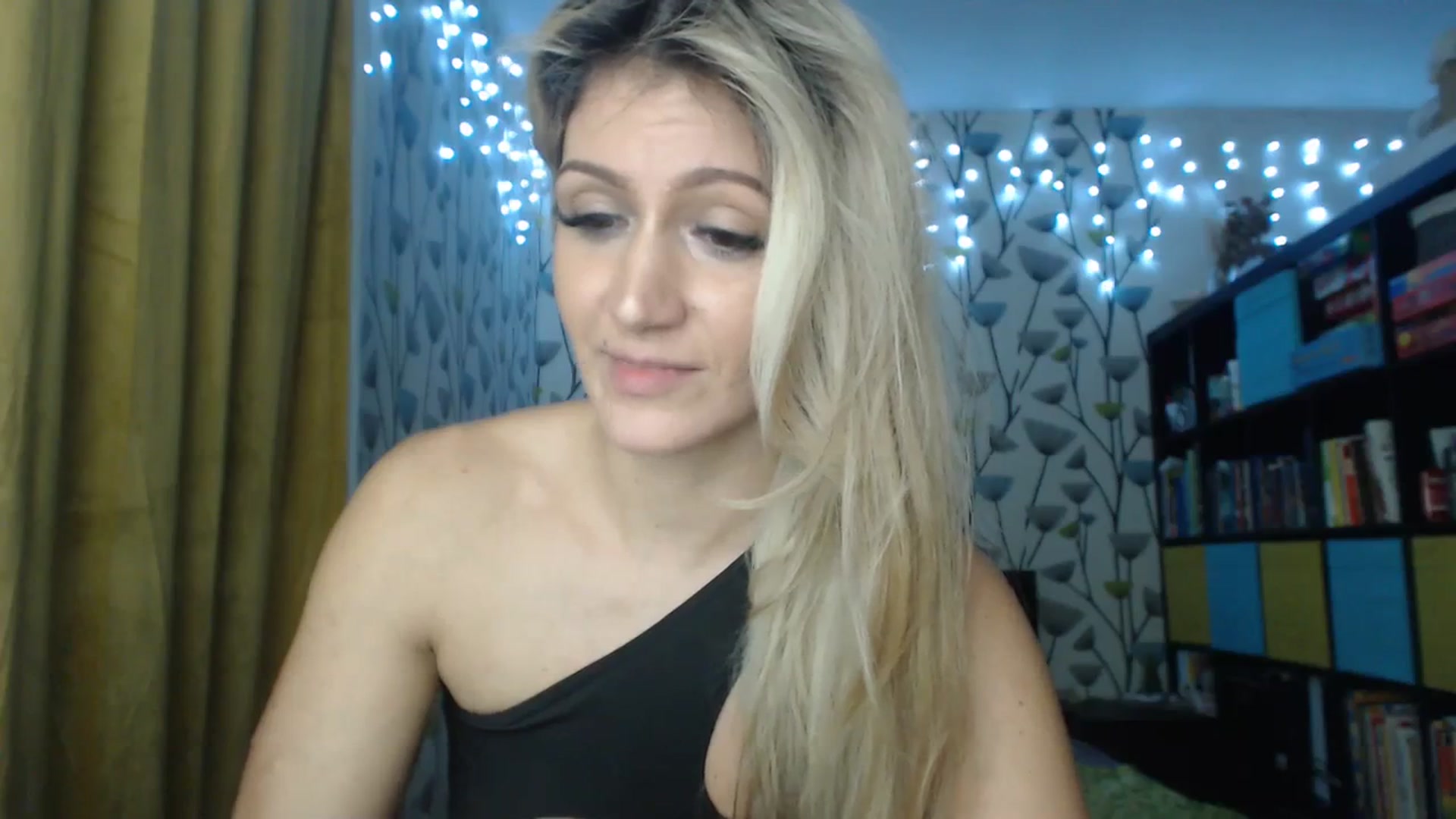 Gallery image thumbnail from BlakeLivelyi's myfreecams stream on, 12/14/2023, 16:41 image 19 of 20