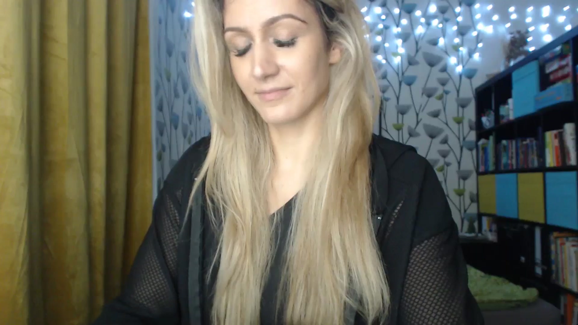 Gallery image thumbnail from BlakeLivelyi's myfreecams stream on, 12/14/2023, 16:41 image 6 of 20