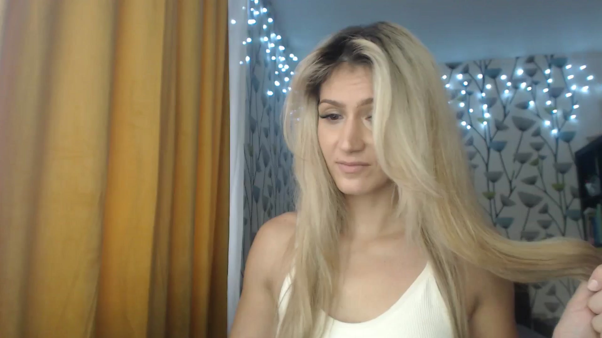 Gallery image thumbnail from BlakeLivelyi's myfreecams stream on, 12/15/2023, 10:17 image 16 of 20