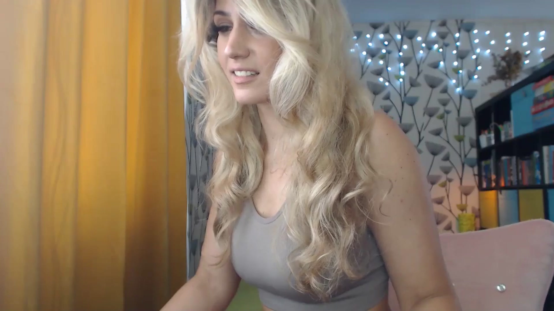 Gallery image thumbnail from BlakeLivelyi's myfreecams stream on, 04/28/2024, 13:35 image 16 of 20