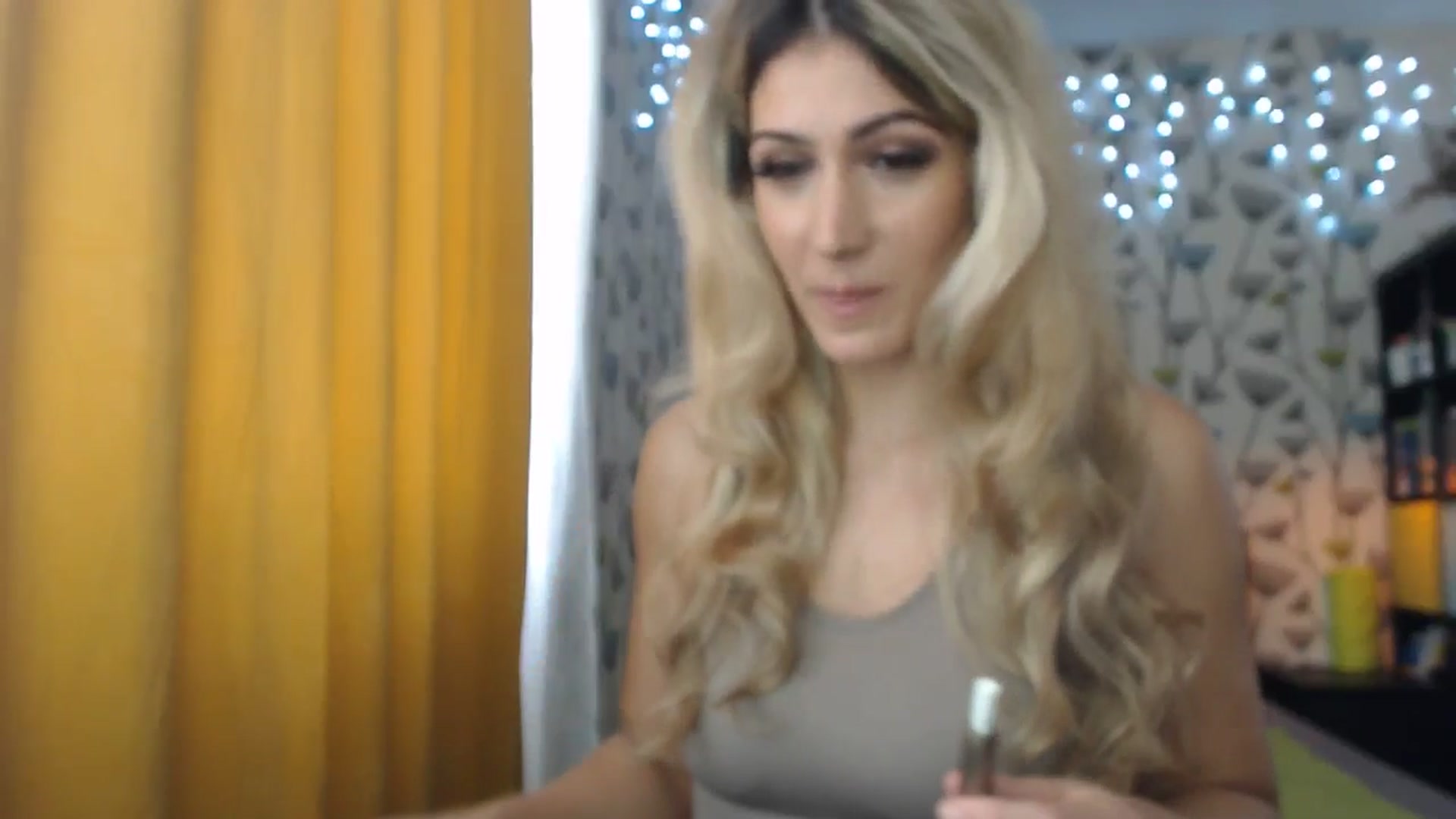 Gallery image thumbnail from BlakeLivelyi's myfreecams stream on, 04/28/2024, 13:57 image 7 of 20