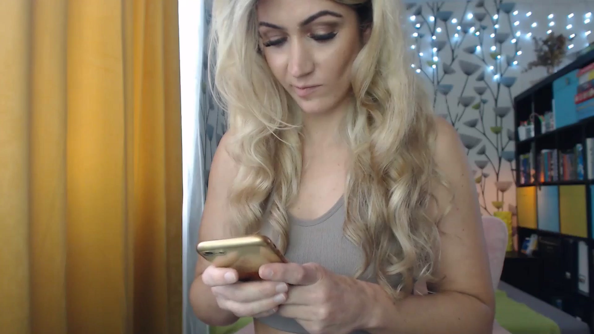Gallery image thumbnail from BlakeLivelyi's myfreecams stream on, 04/28/2024, 14:30 image 19 of 20