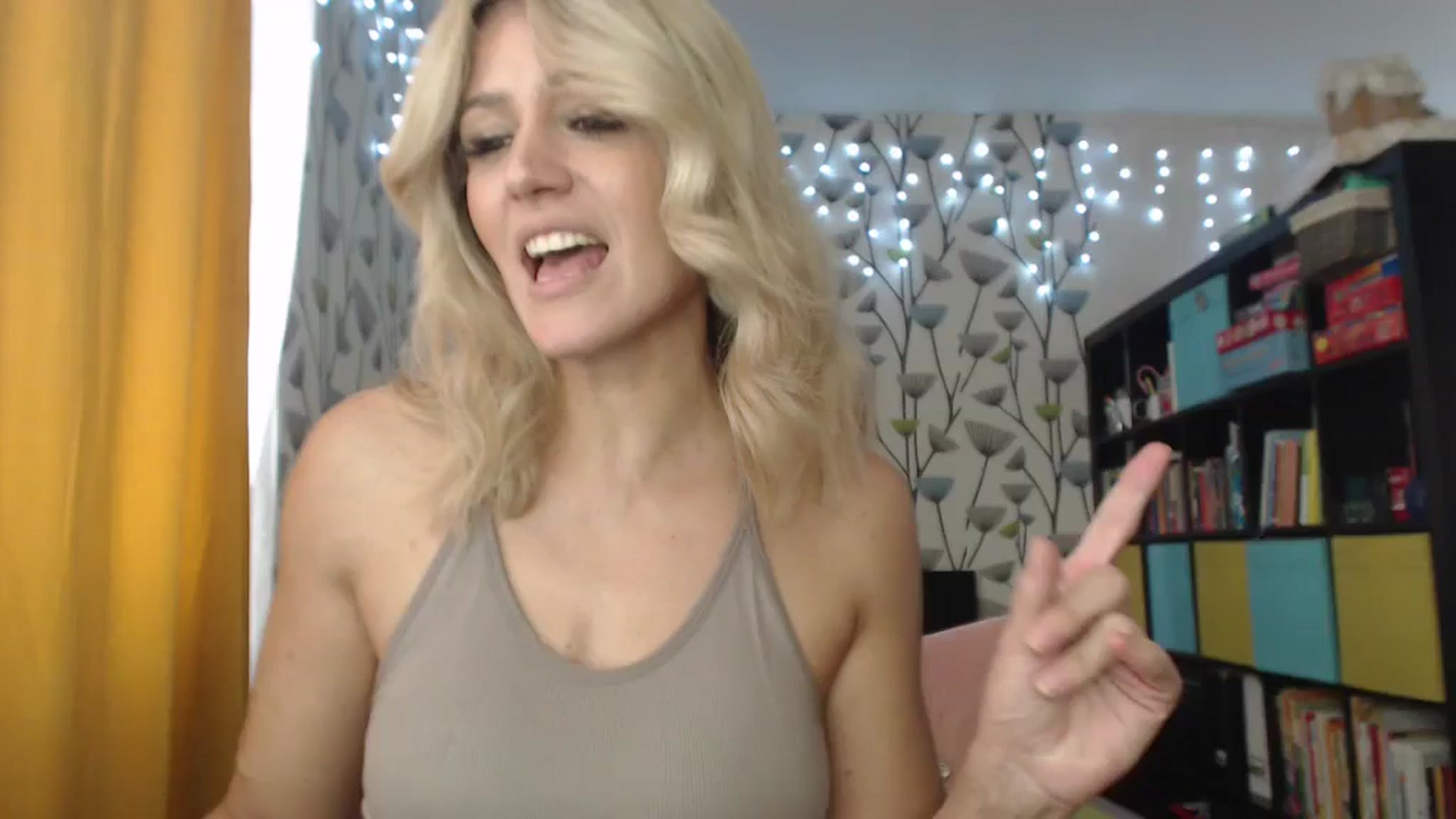 Gallery image thumbnail from BlakeLivelyi's myfreecams stream on, 06/02/2024, 15:22 image 13 of 20