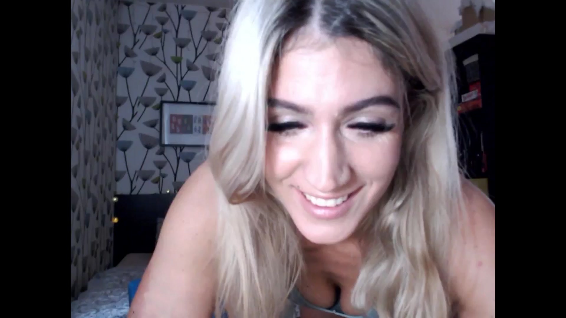 Gallery image thumbnail from BlakeLivelyi's myfreecams stream on, 11/18/2024, 13:06 image 10 of 20