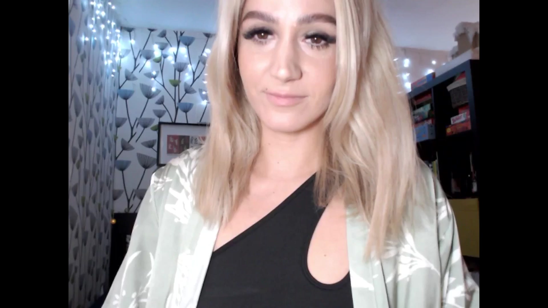 Gallery image thumbnail from BlakeLivelyi's myfreecams stream on, 12/10/2024, 11:32 image 2 of 20