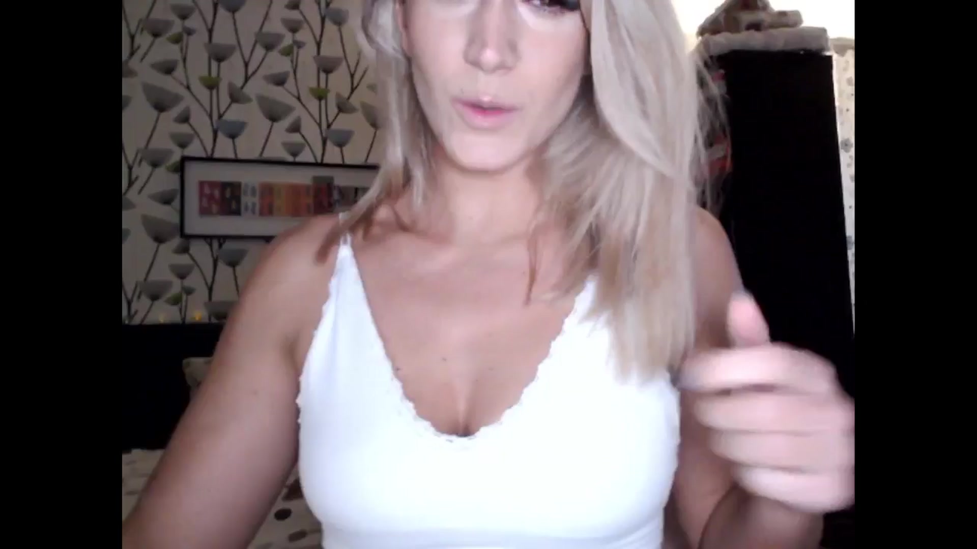 Gallery image thumbnail from BlakeLivelyi's myfreecams stream on, 12/13/2024, 14:58 image 19 of 20