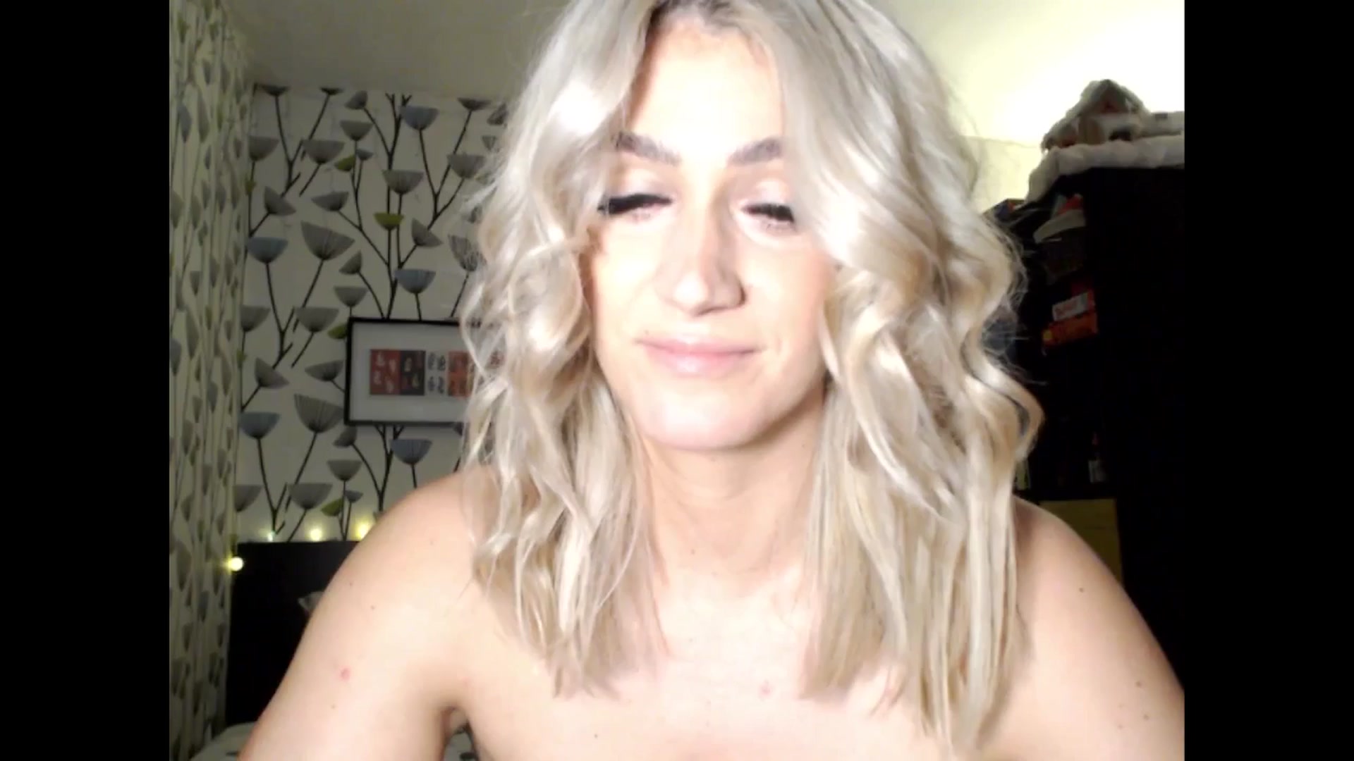 Gallery image thumbnail from BlakeLivelyi's myfreecams stream on, 12/14/2024, 14:43 image 20 of 20