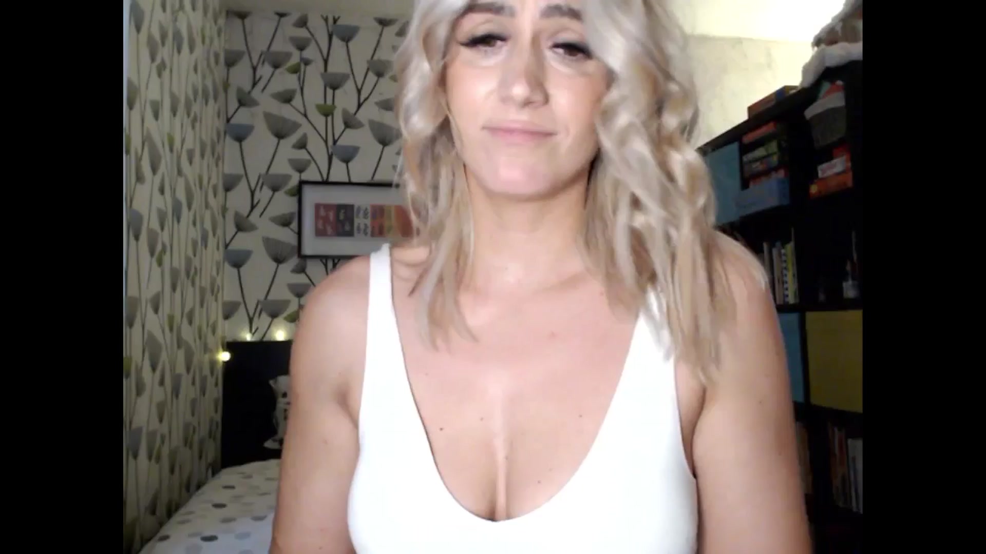 Gallery image thumbnail from BlakeLivelyi's myfreecams stream on, 12/14/2024, 14:43 image 2 of 20