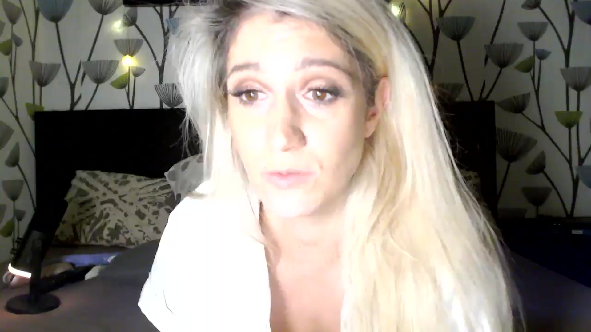 Gallery image thumbnail from BlakeLivelyi's myfreecams stream on, 10/13/2025, 18:01 image 20 of 20