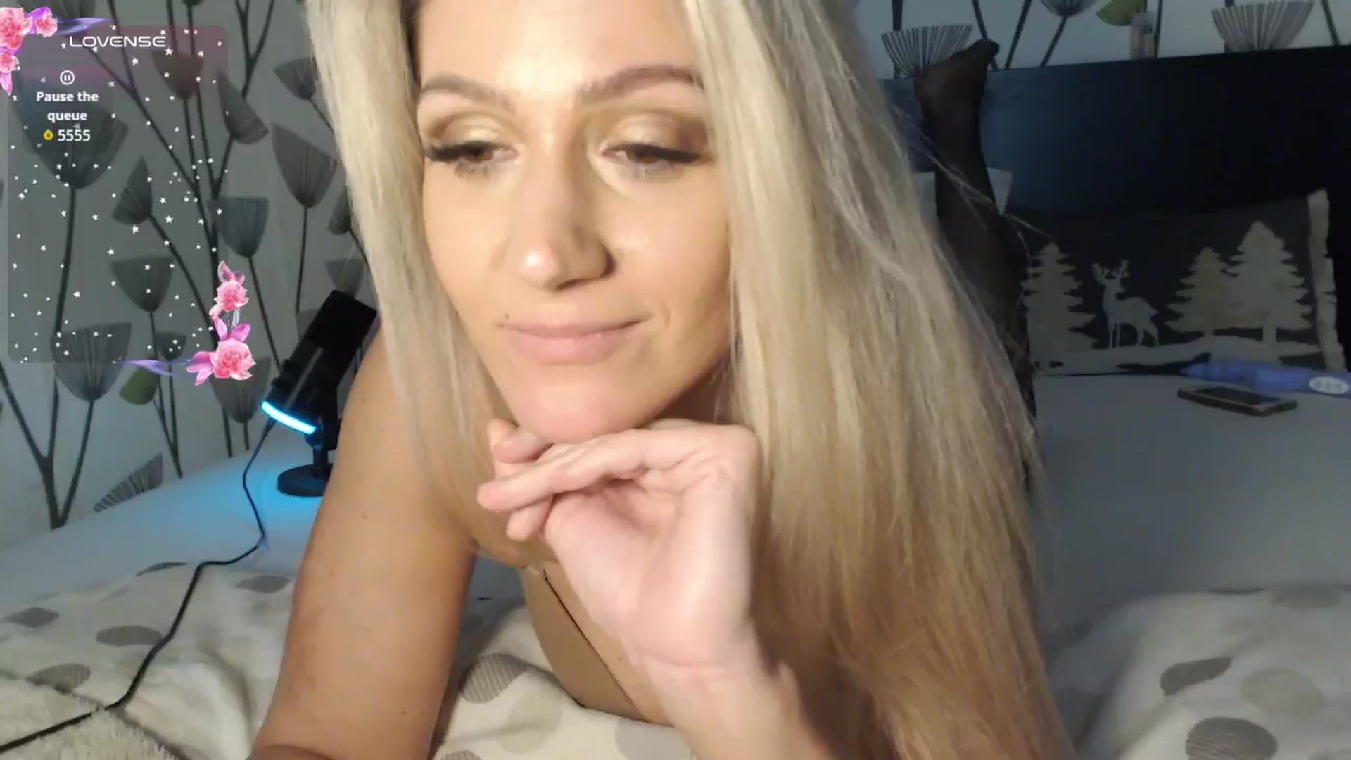 Gallery image thumbnail from BlakeLivelyi's myfreecams stream on, 12/14/2025, 17:09 image 2 of 20
