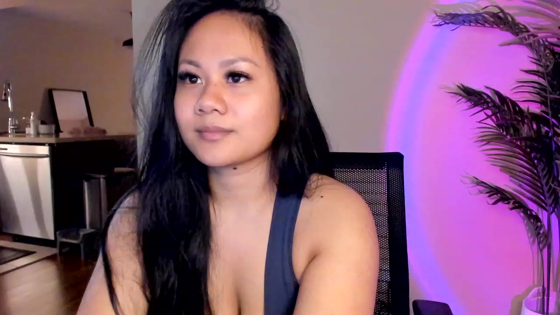 Gallery image thumbnail from BlakeSky's myfreecams stream on, 12/11/2022, 01:39 image 3 of 20