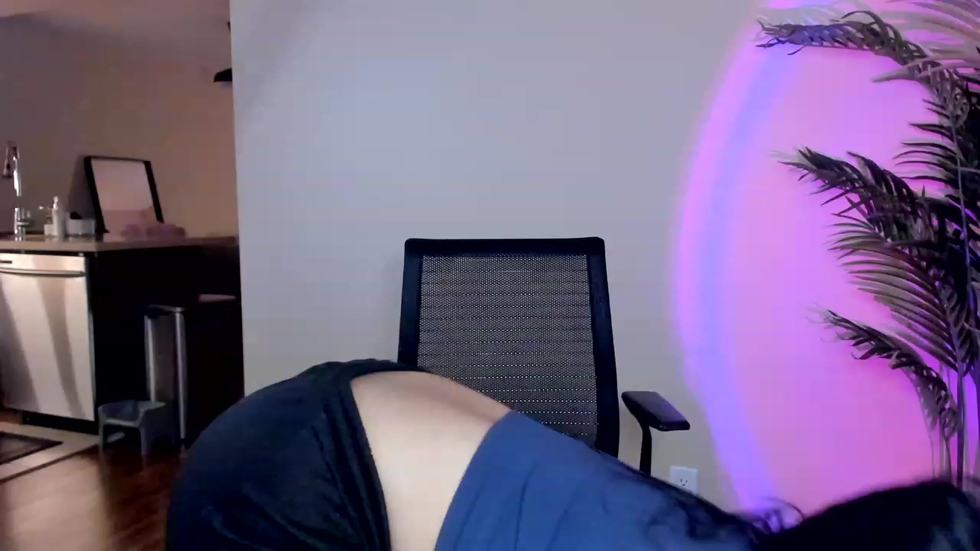 Gallery image thumbnail from BlakeSky's myfreecams stream on, 12/11/2022, 01:39 image 9 of 20