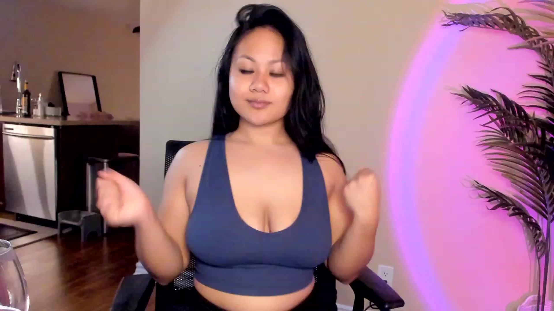 Gallery image thumbnail from BlakeSky's myfreecams stream on, 12/11/2022, 02:33 image 1 of 20