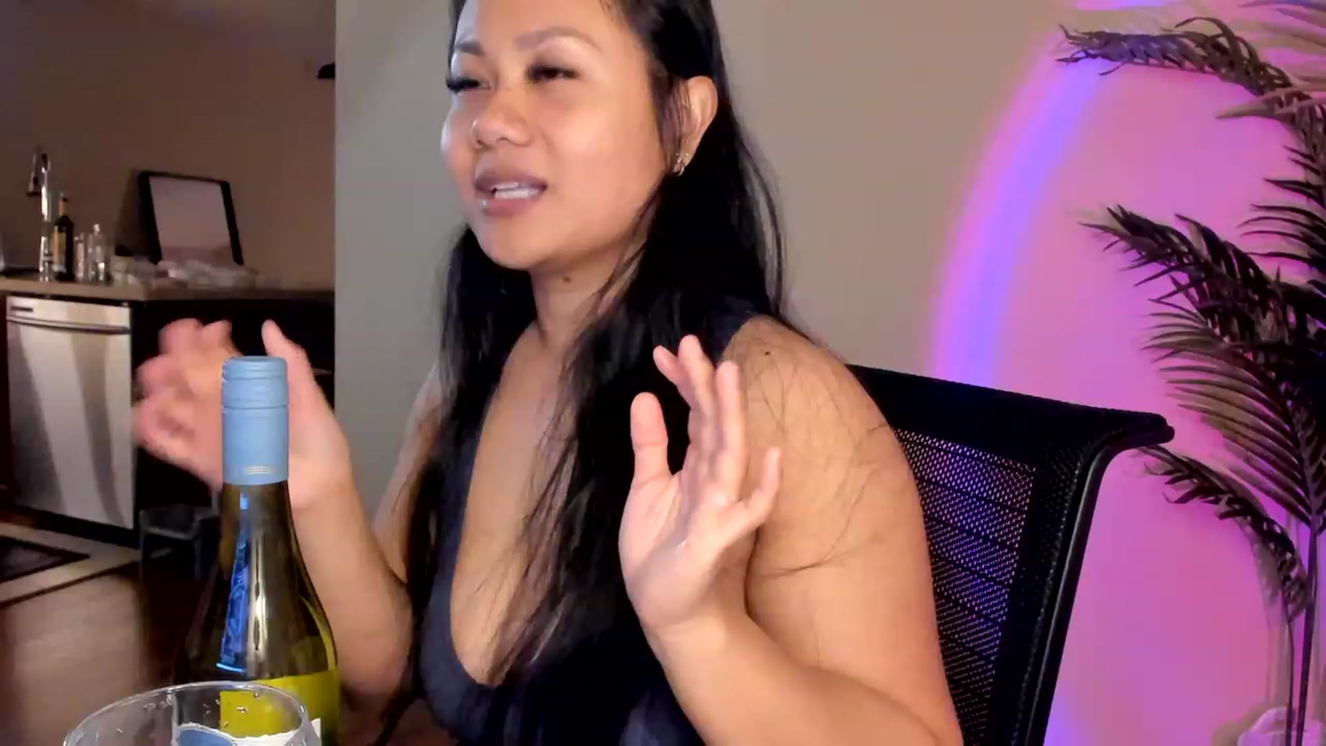 Gallery image thumbnail from BlakeSky's myfreecams stream on, 12/11/2022, 02:33 image 19 of 20
