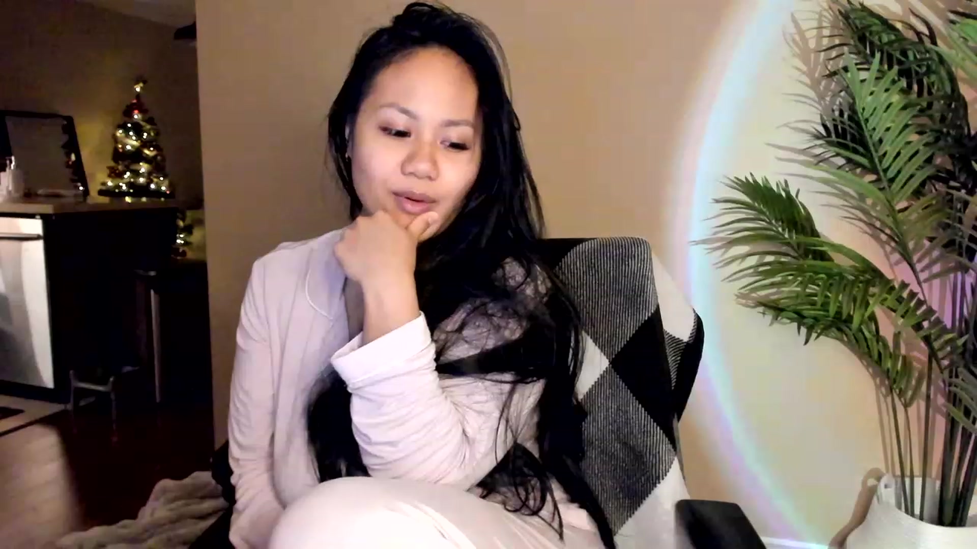 Gallery image thumbnail from BlakeSky's myfreecams stream on, 01/03/2023, 03:35 image 7 of 20