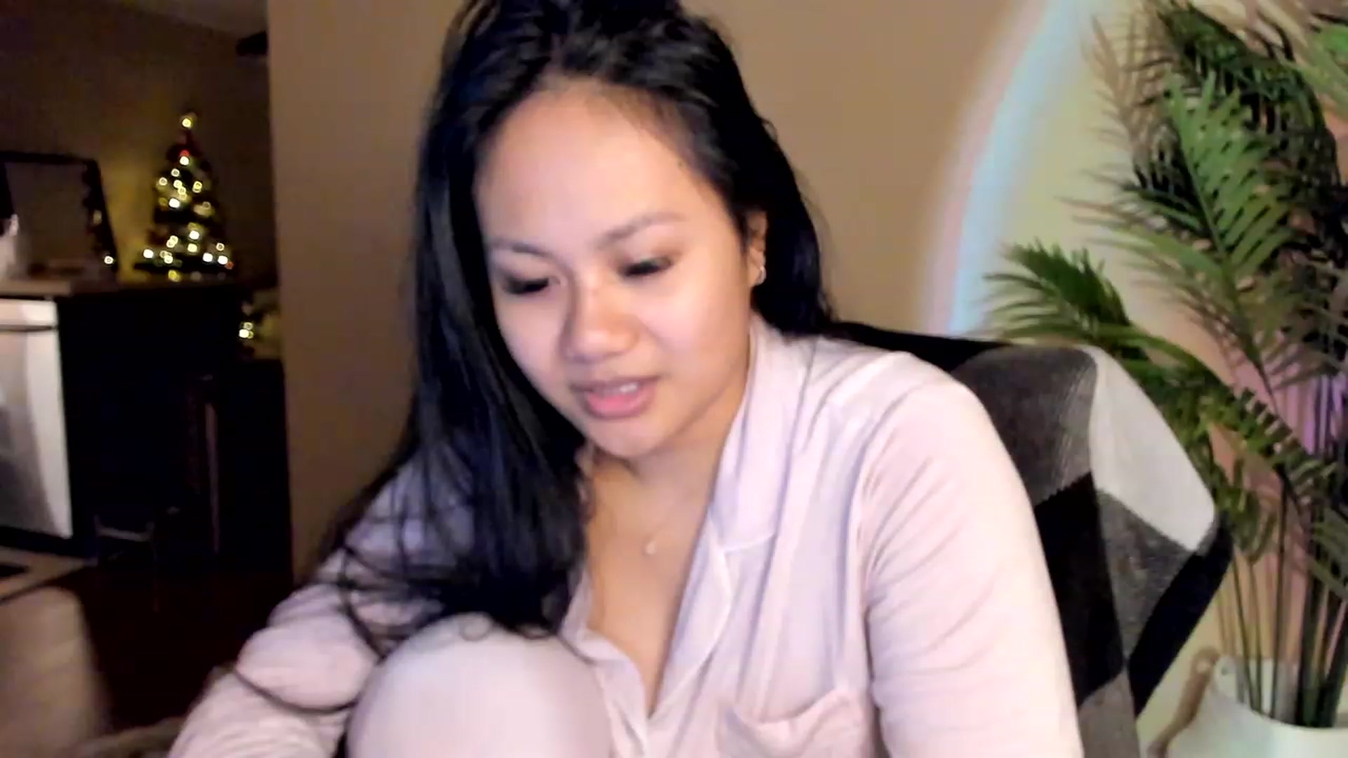 Gallery image thumbnail from BlakeSky's myfreecams stream on, 01/03/2023, 03:35 image 20 of 20