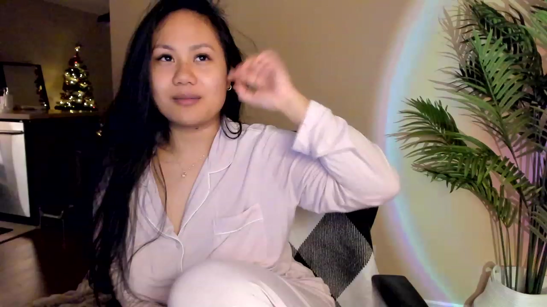 Gallery image thumbnail from BlakeSky's myfreecams stream on, 01/03/2023, 03:35 image 5 of 20