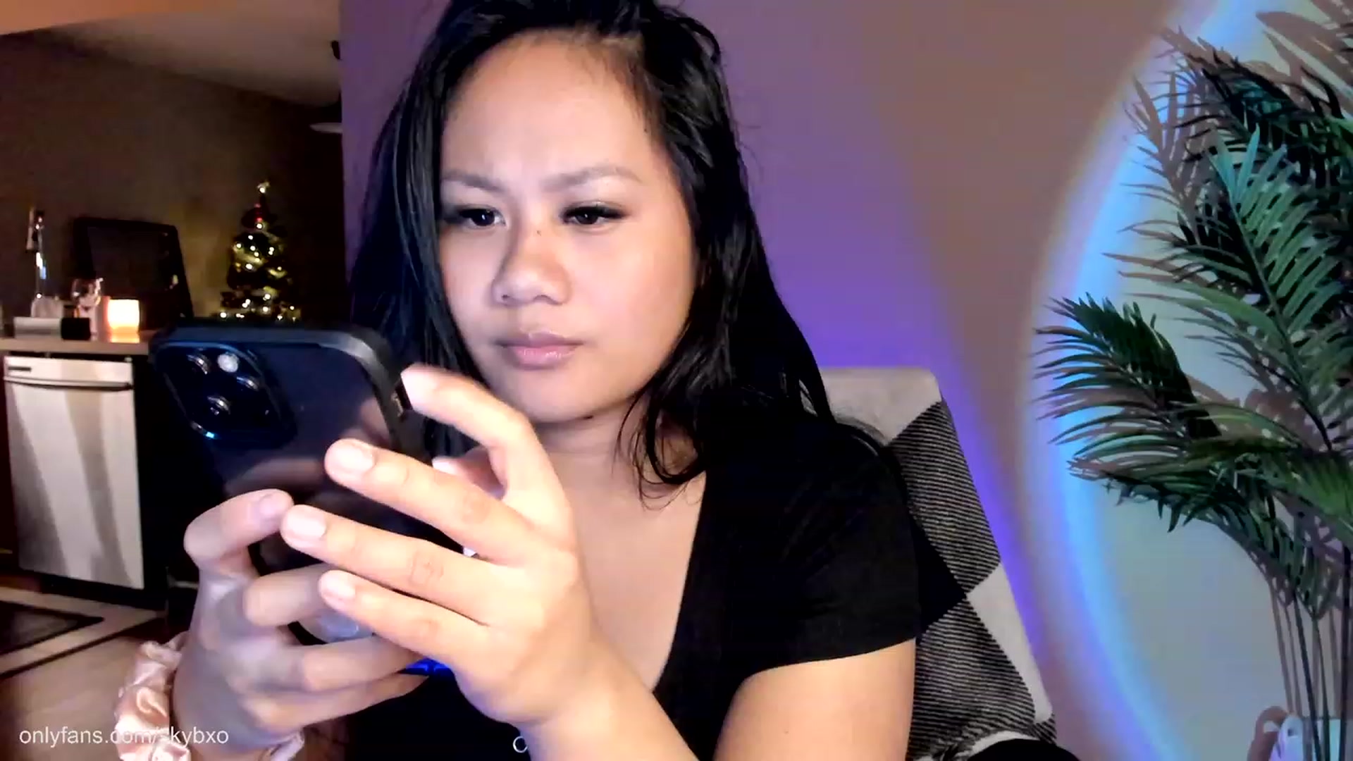 Gallery image thumbnail from BlakeSky's myfreecams stream on, 01/11/2023, 03:16 image 8 of 20
