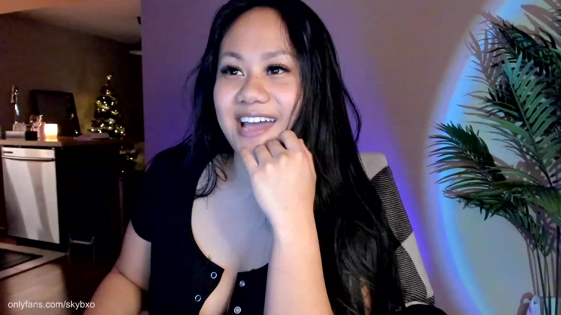 Gallery image thumbnail from BlakeSky's myfreecams stream on, 01/11/2023, 03:16 image 6 of 20