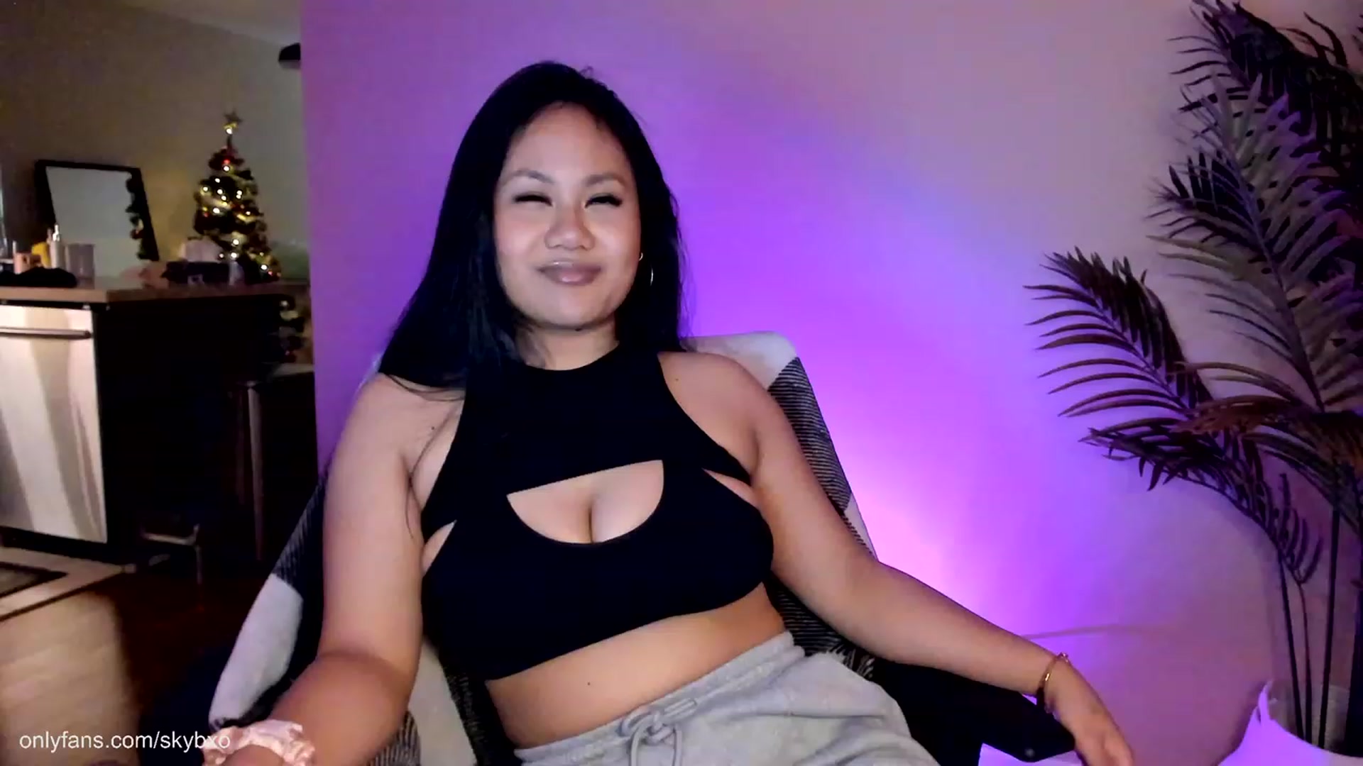 Gallery image thumbnail from BlakeSky's myfreecams stream on, 01/13/2023, 03:54 image 7 of 20