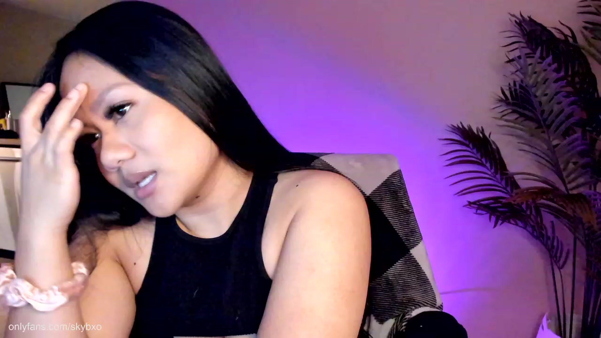 Gallery image thumbnail from BlakeSky's myfreecams stream on, 01/13/2023, 04:08 image 6 of 20