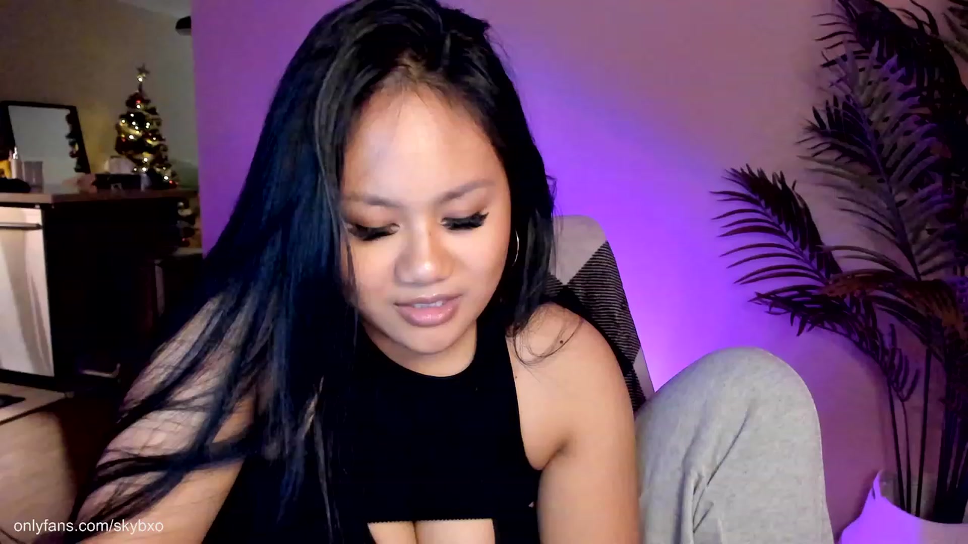 Gallery image thumbnail from BlakeSky's myfreecams stream on, 01/13/2023, 05:22 image 9 of 20