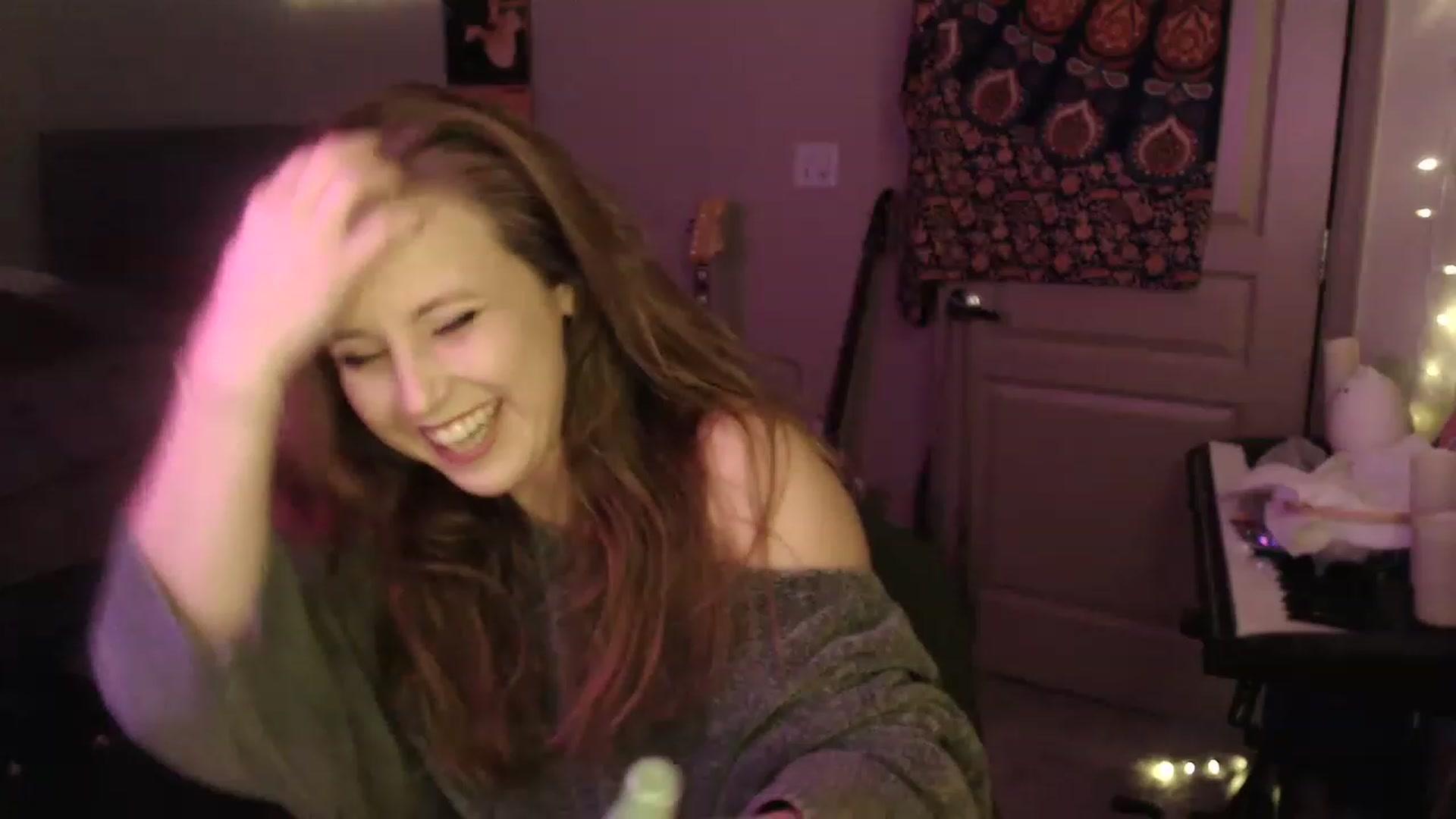 Gallery image thumbnail from Blake_Bardot's myfreecams stream on, 11/16/2022, 07:54 image 1 of 20