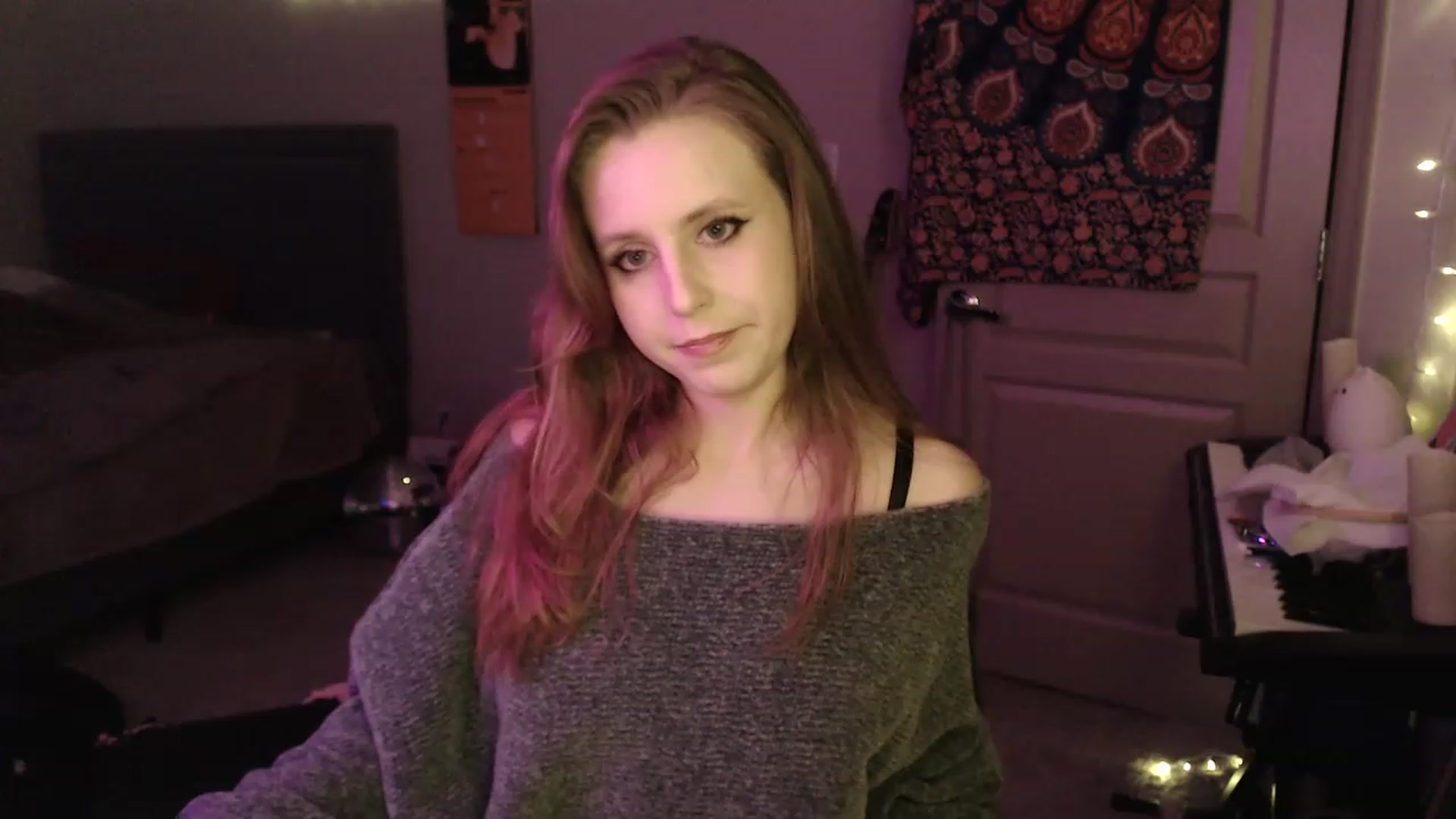 Gallery image thumbnail from Blake_Bardot's myfreecams stream on, 11/16/2022, 07:54 image 5 of 20