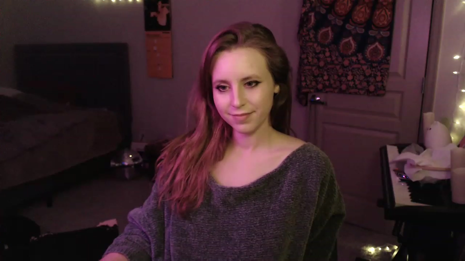 Gallery image thumbnail from Blake_Bardot's myfreecams stream on, 11/16/2022, 08:10 image 17 of 20