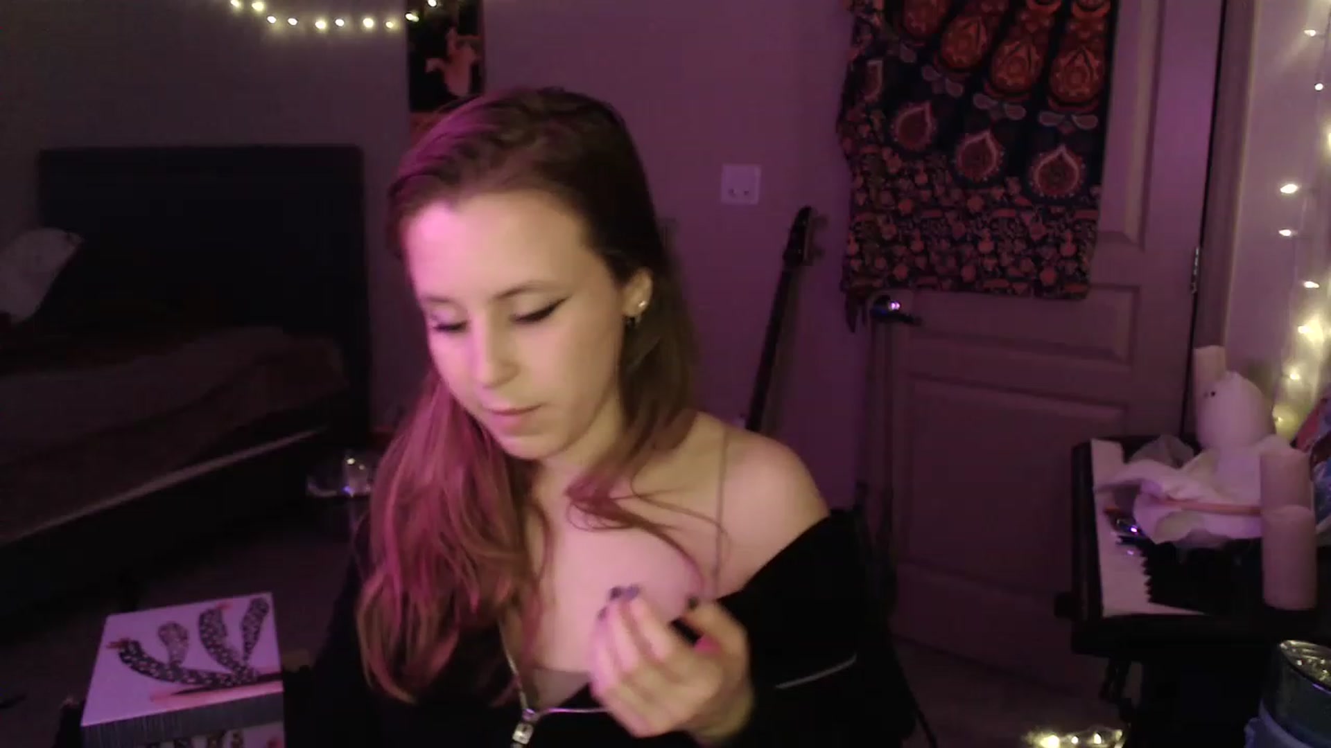 Gallery image thumbnail from Blake_Bardot's myfreecams stream on, 11/17/2022, 05:48 image 11 of 20