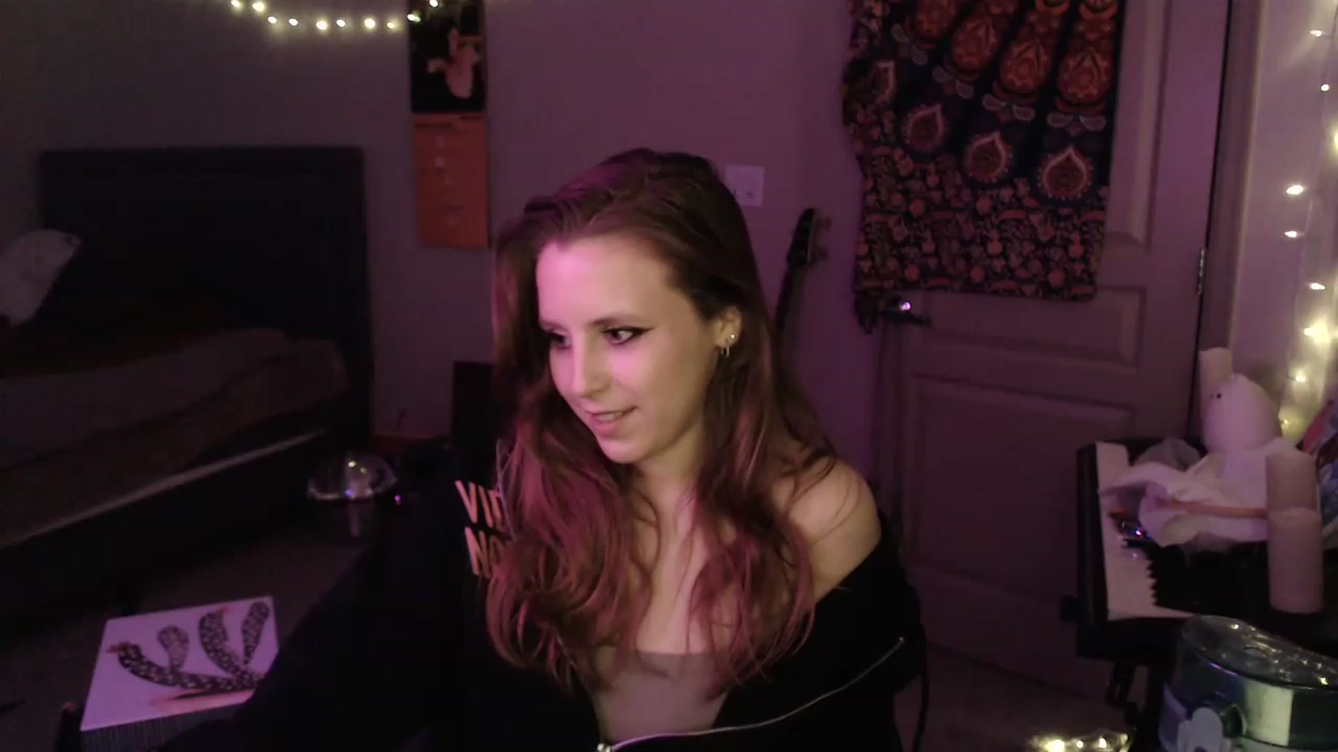 Gallery image thumbnail from Blake_Bardot's myfreecams stream on, 11/17/2022, 05:48 image 6 of 20
