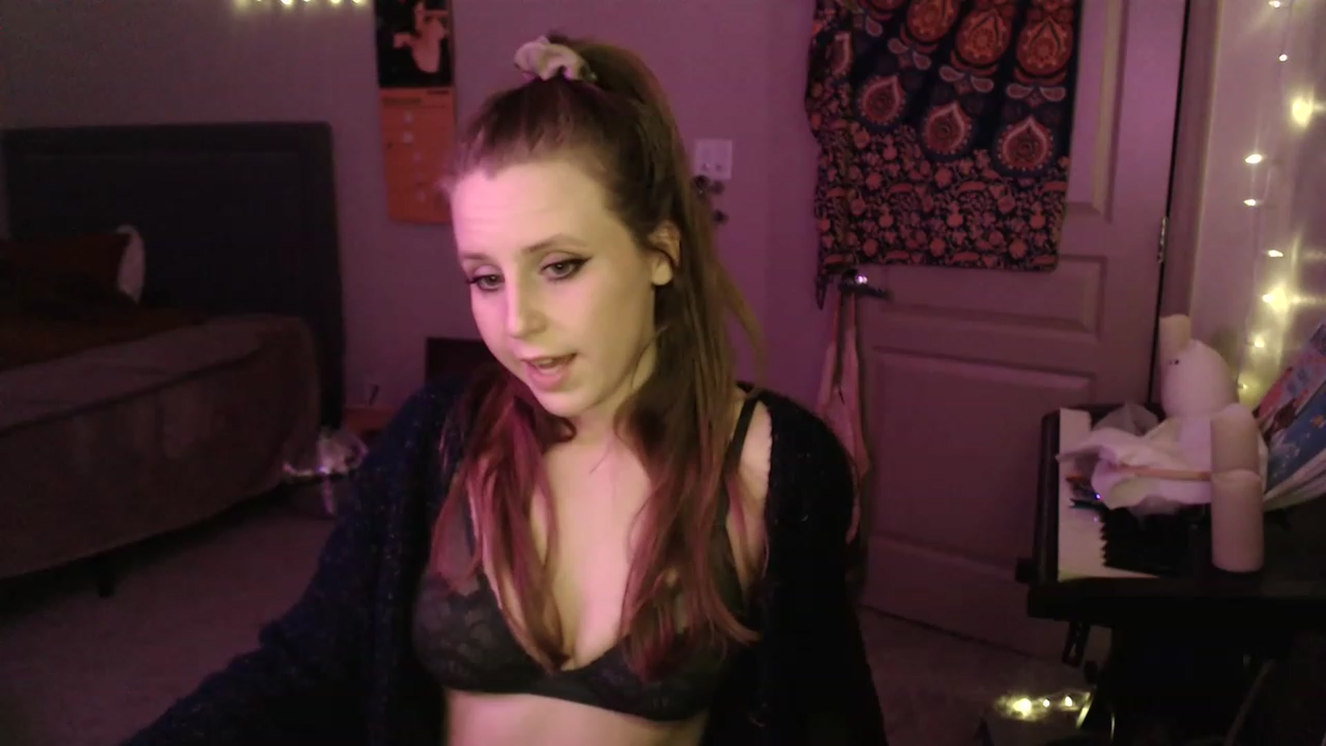Gallery image thumbnail from Blake_Bardot's myfreecams stream on, 11/20/2022, 02:47 image 7 of 20