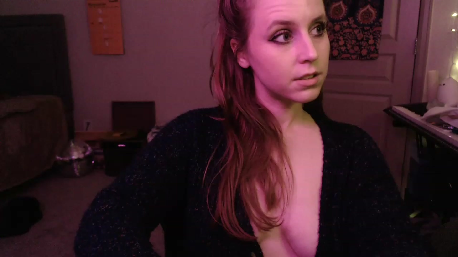 Gallery image thumbnail from Blake_Bardot's myfreecams stream on, 11/20/2022, 04:27 image 20 of 20