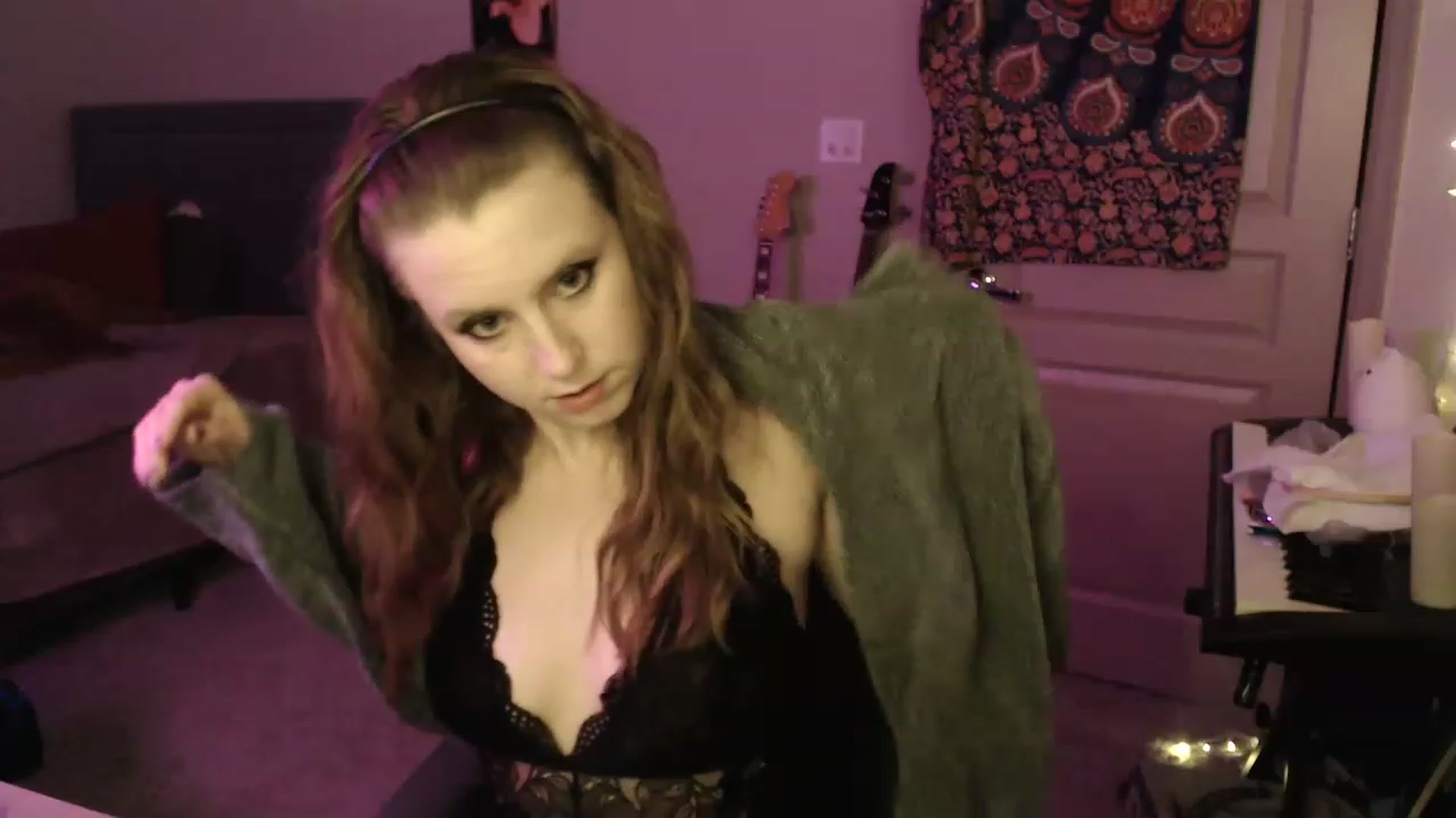 Gallery image thumbnail from Blake_Bardot's myfreecams stream on, 11/21/2022, 04:09 image 12 of 20