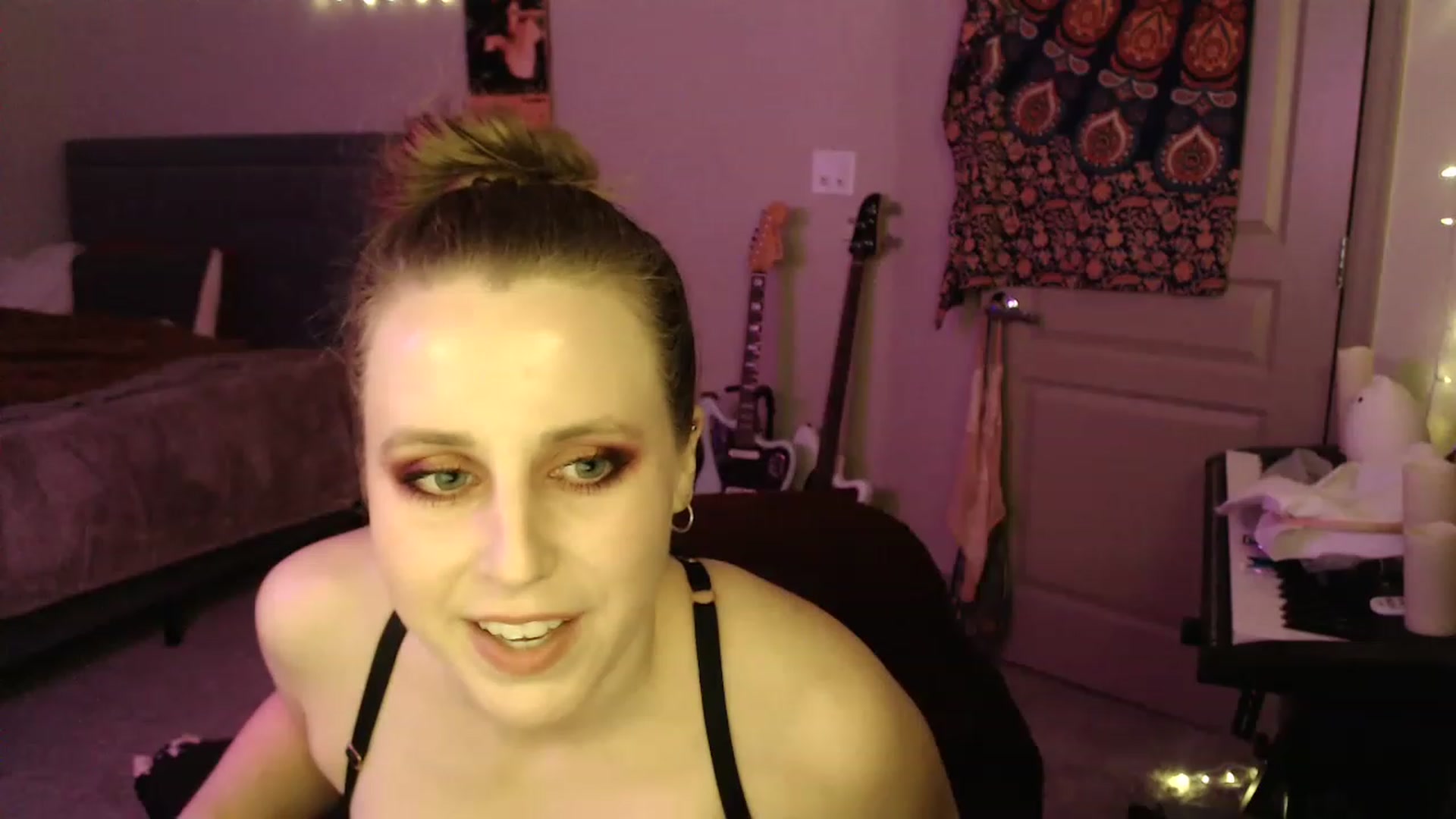 Gallery image thumbnail from Blake_Bardot's myfreecams stream on, 11/24/2022, 06:04 image 13 of 20