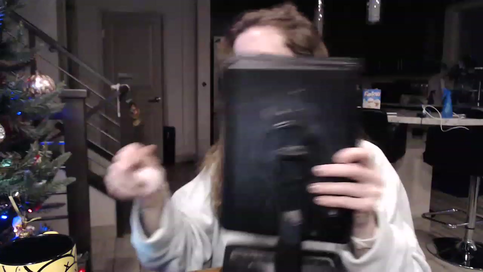 Gallery image thumbnail from Blake_Bardot's myfreecams stream on, 11/25/2022, 02:32 image 6 of 20