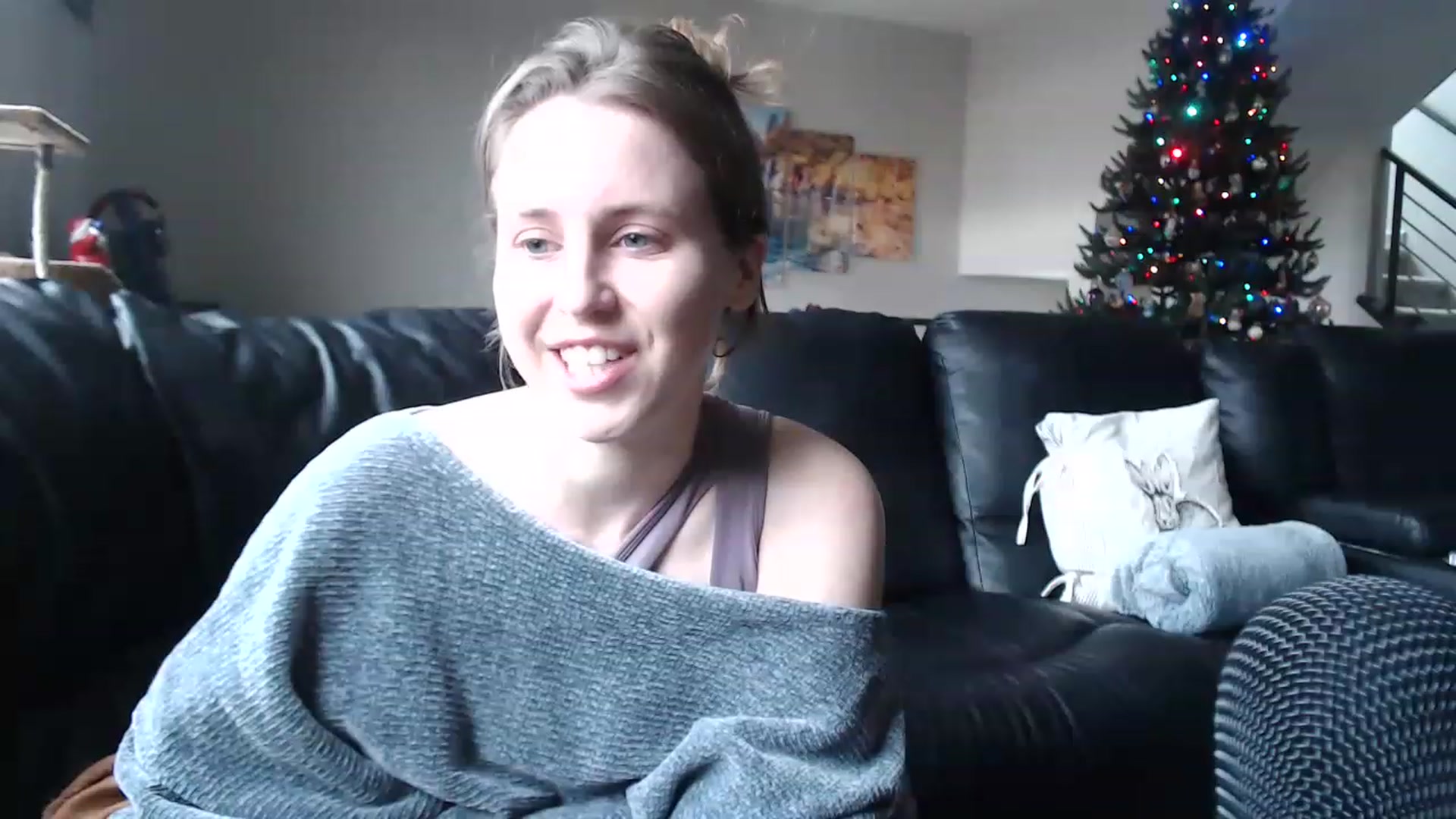 Gallery image thumbnail from Blake_Bardot's myfreecams stream on, 11/26/2022, 20:14 image 18 of 20