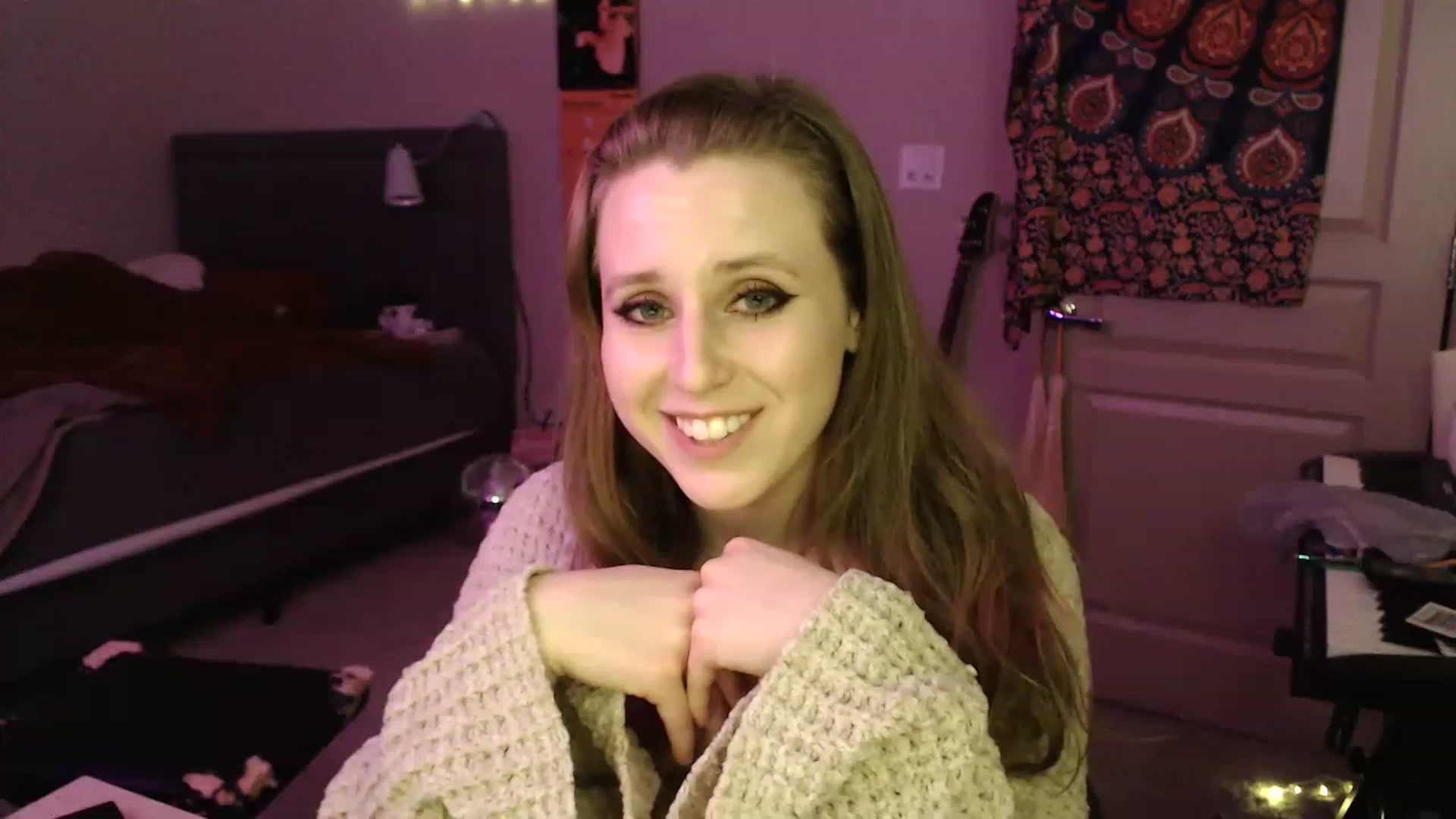 Gallery image thumbnail from Blake_Bardot's myfreecams stream on, 12/10/2022, 10:24 image 20 of 20