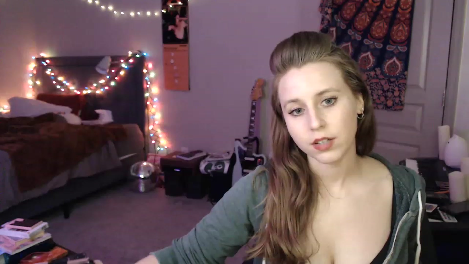 Gallery image thumbnail from Blake_Bardot's myfreecams stream on, 12/11/2022, 08:48 image 10 of 20
